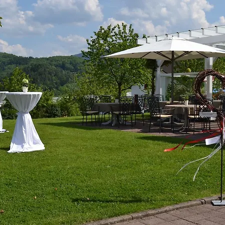Hotel Alm 3*